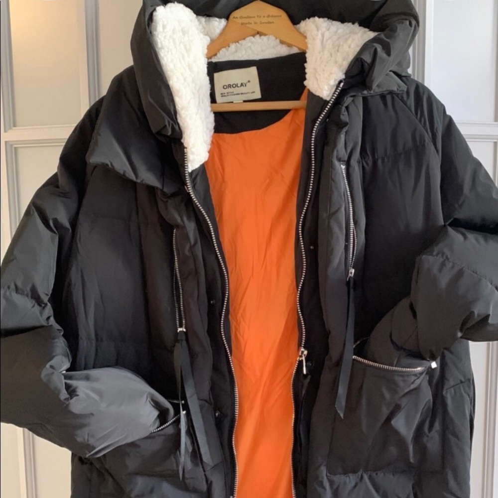 Amazon coat in black